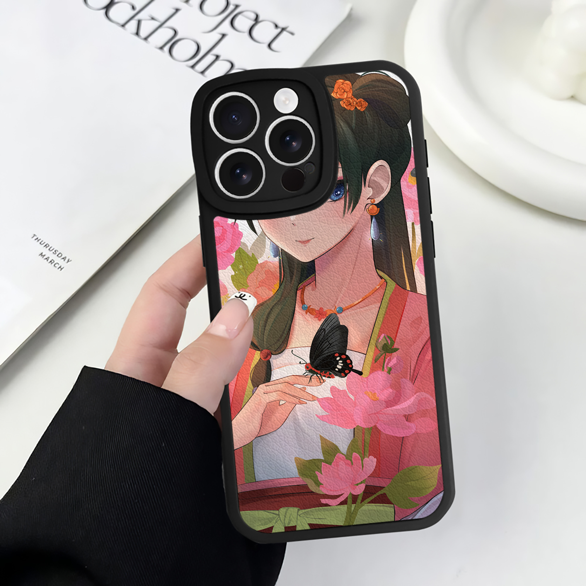 （画像用） 薬屋のひとりごと The Apothecary Diaries 【iPhone 16シリーズ対応】シリコンスマホケース（レザー調） 材質：シリコン